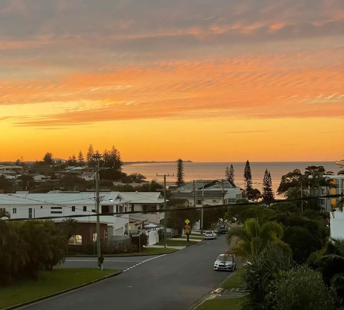 Moffat Beach Retreat, Pet-Friendly & Ocean Views Caloundra