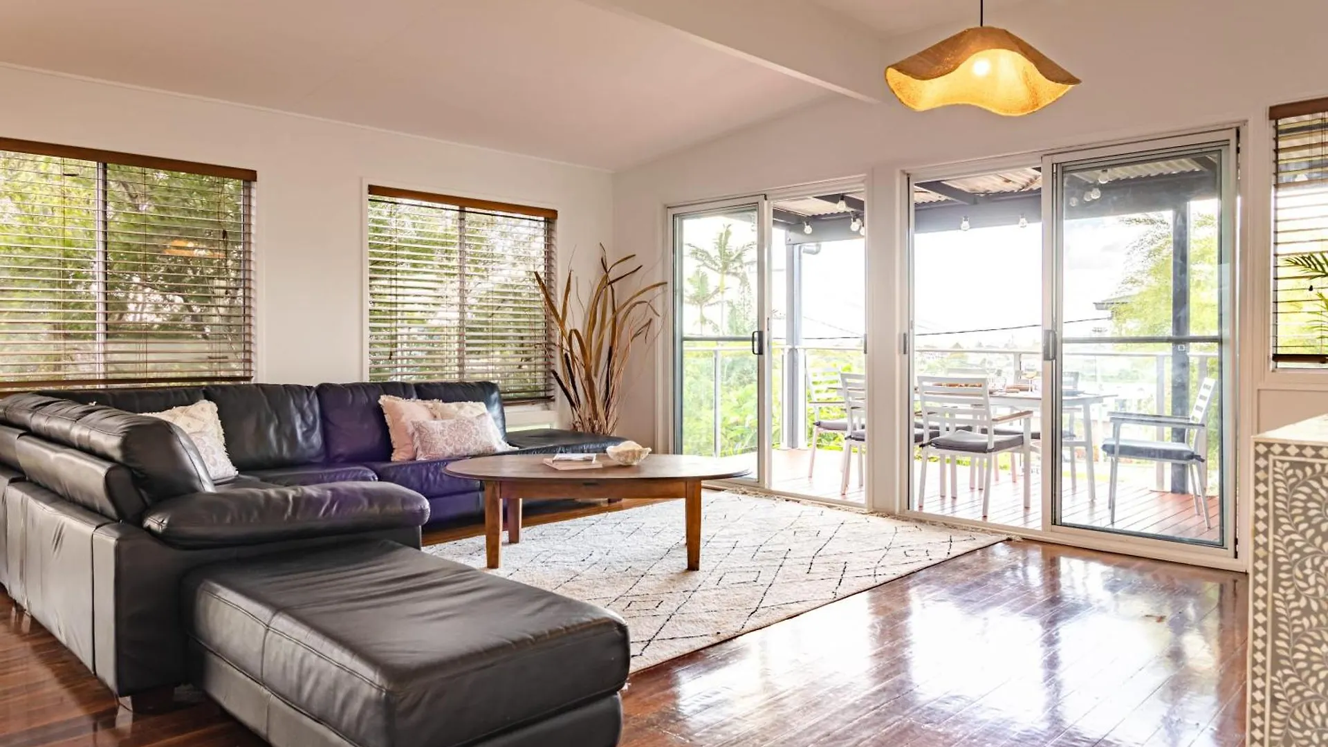 Moffat Beach Retreat, Pet-Friendly & Ocean Views Caloundra