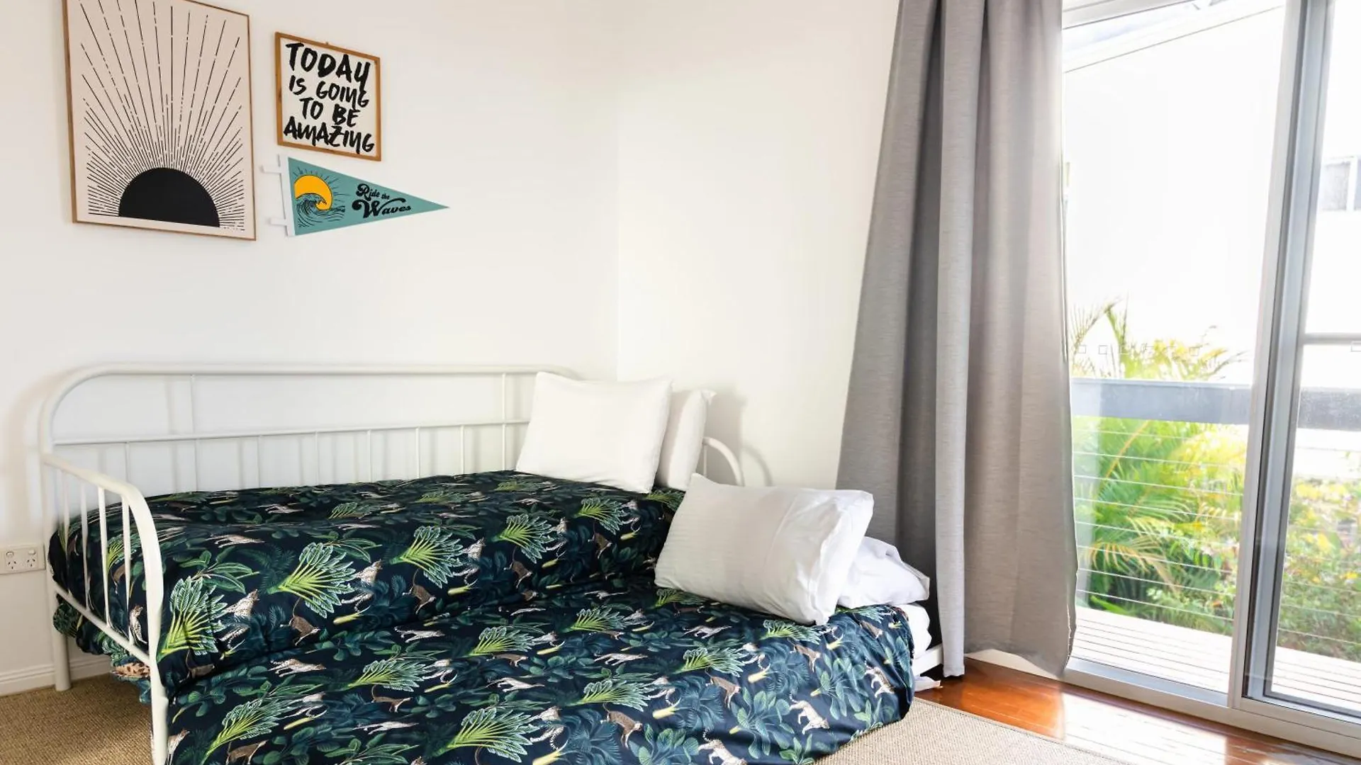 Holiday home Moffat Beach Retreat, Pet-Friendly & Ocean Views Caloundra