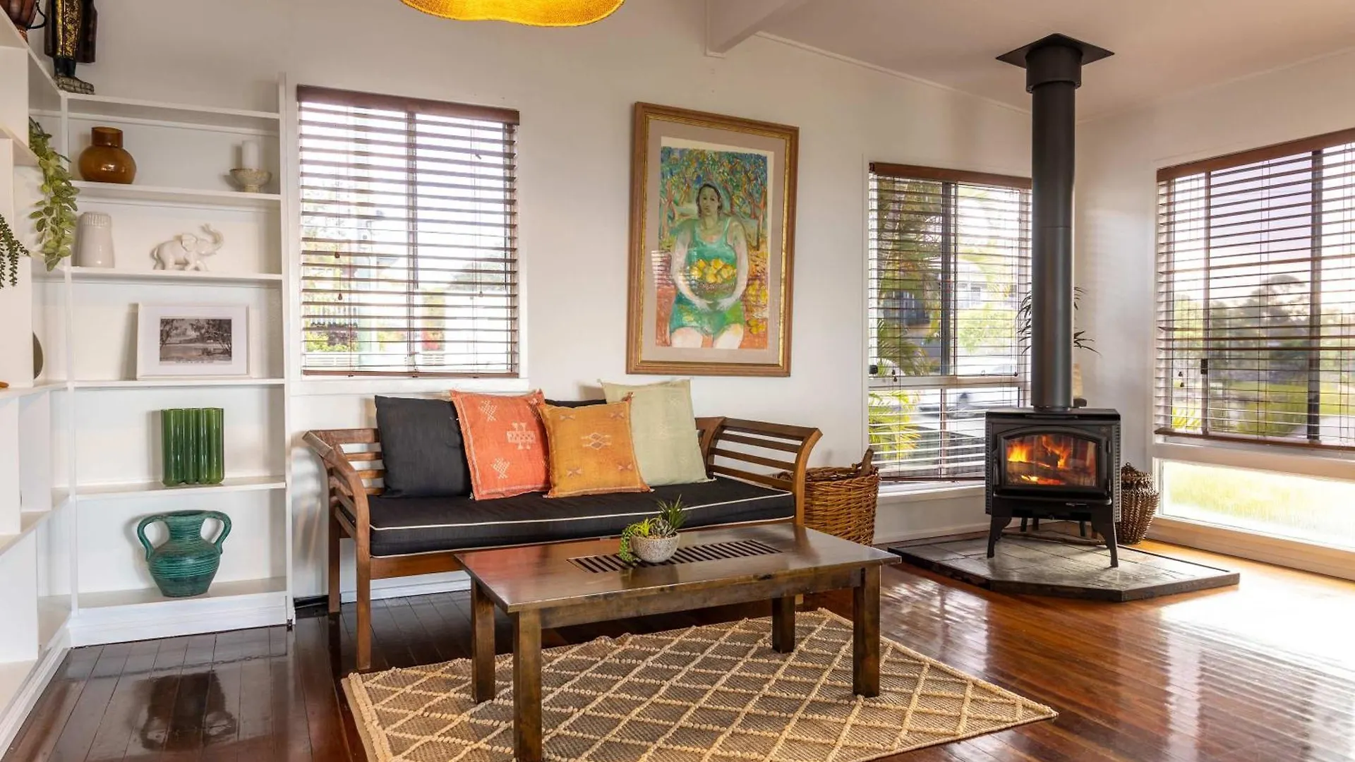 Moffat Beach Retreat, Pet-Friendly & Ocean Views location